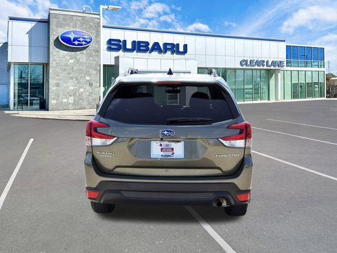 Certified 2024 Subaru Forester Premium image 5