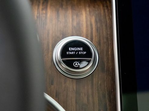 New 2026 Mercedes-Benz GLC 300 4MATIC image 23