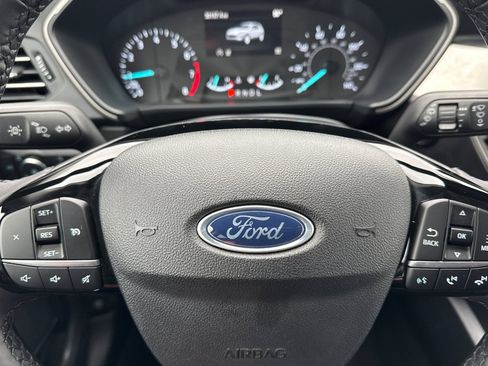 Certified 2022 Ford Escape SEL image 24