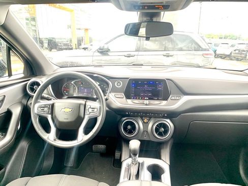 Used 2021 Chevrolet Blazer LT FWD image 15