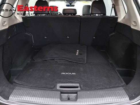 Used 2023 Nissan Rogue SL w/ SL Premium Package AWD/4WD image 9