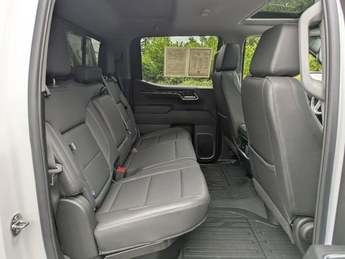 Used 2024 GMC Sierra 1500 Elevation w/ Elevation Premium Package AWD/4WD image 34