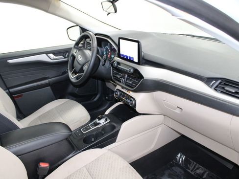 Used 2021 Ford Escape SE w/ Convenience Package FWD image 27