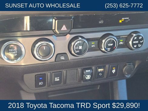 Used 2018 Toyota Tacoma TRD Sport AWD/4WD image 35