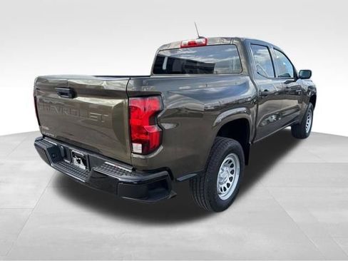 Used 2023 Chevrolet Colorado W/T image 13