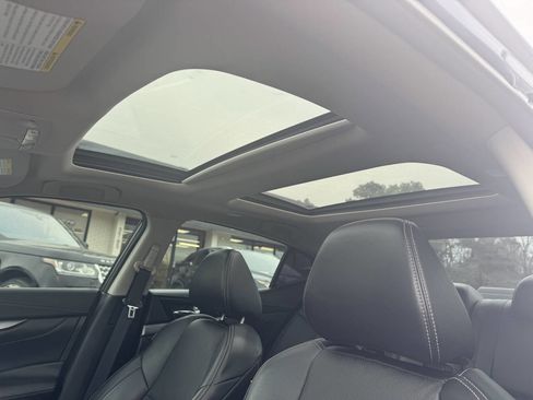 Used 2018 Nissan Maxima 3.5 SL image 13