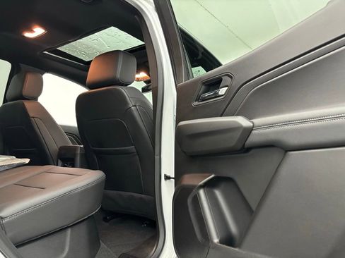 New 2026 GMC Canyon Elevation w/ Convenience Package image 33