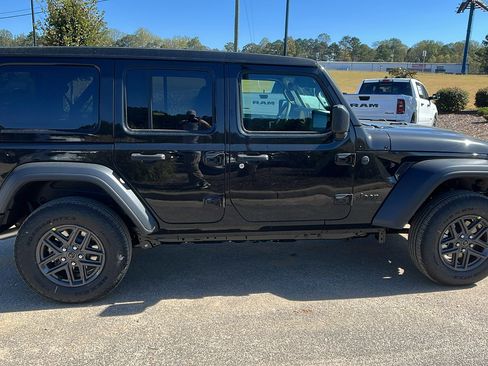 New 2026 Jeep Wrangler Sport S image 7