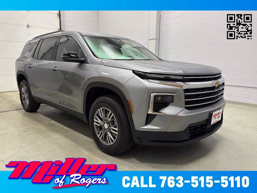 Used 2026 Chevrolet Traverse LT w/ Driver Confidence Package AWD/4WD image 1