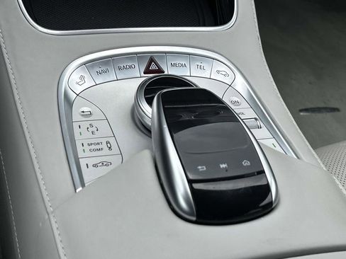 Used 2017 Mercedes-Benz S 550 Sedan image 33