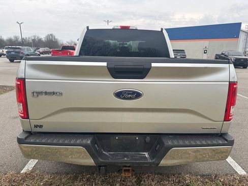 Used 2016 Ford F150 XLT image 12
