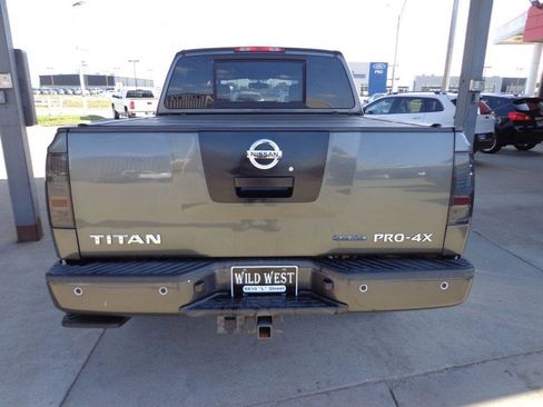 Used 2011 Nissan Titan PRO-4X AWD/4WD image 5