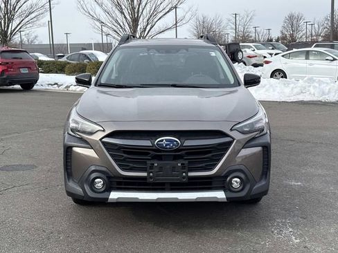 Used 2023 Subaru Outback Limited image 6
