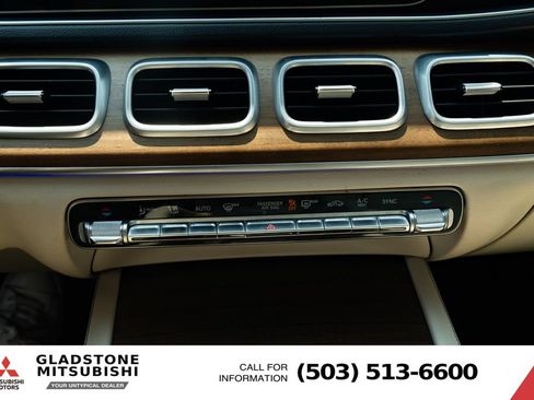 Used 2021 Mercedes-Benz GLE 450 4MATIC w/ AMG Line Exterior image 17