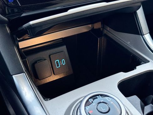 Used 2023 Ford Explorer Limited w/ Equipment Group 301A image 30