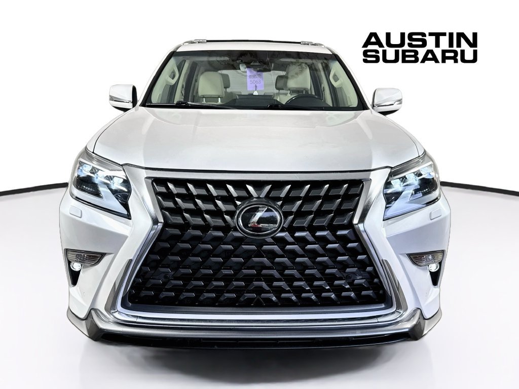 Used 2023 Lexus GX 460 Premium w/ Accessory Package AWD/4WD image 2