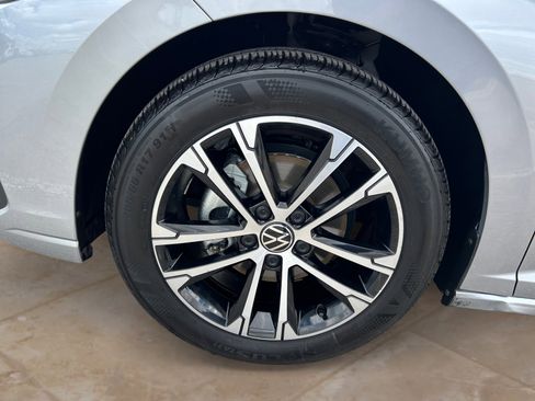 Used 2025 Volkswagen Jetta Sport image 21