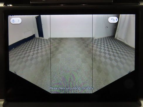 Used 2025 Ford F150 Lariat image 18