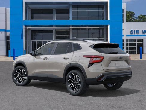 New 2026 Chevrolet Trax RS w/ Sunroof Package image 3