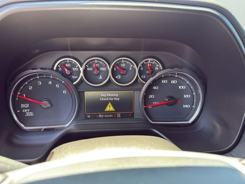 Used 2021 Chevrolet Tahoe LT w/ Rear Media and Nav Package AWD/4WD image 12