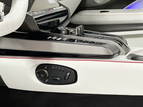 New 2026 Aston Martin Vanquish RWD image 18