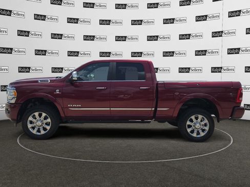 Used 2022 RAM 2500 Limited AWD/4WD image 3