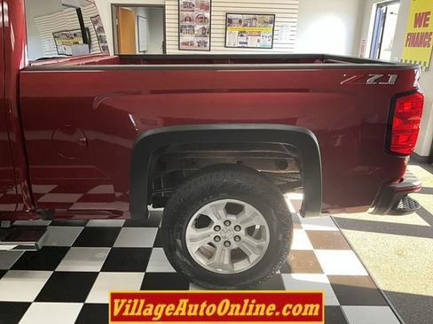 Used 2018 Chevrolet Silverado 1500 LT w/ All Star Edition AWD/4WD image 18