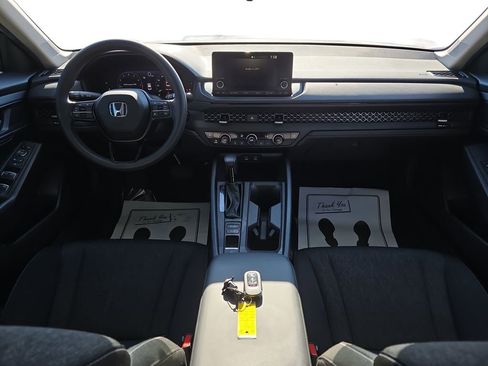 Used 2023 Honda Accord EX image 12