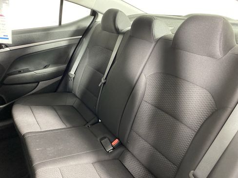 Used 2019 Hyundai Elantra SE w/ Cargo Package image 29