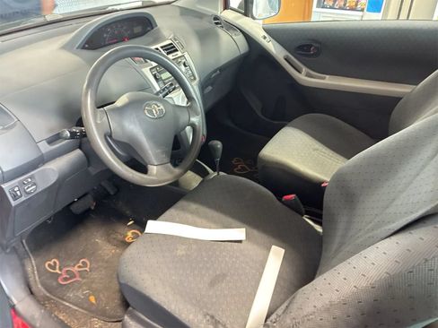 Used 2011 Toyota Yaris 2-Door Hatchback w/ PWR Pkg w/Steel Wheels FWD image 3