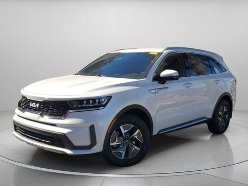 Certified 2022 Kia Sorento S image 2