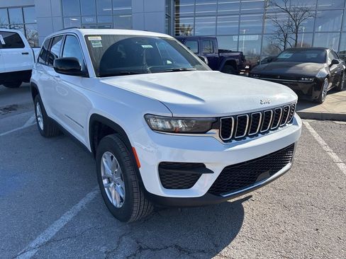 New 2026 Jeep Grand Cherokee Laredo X AWD/4WD image 7