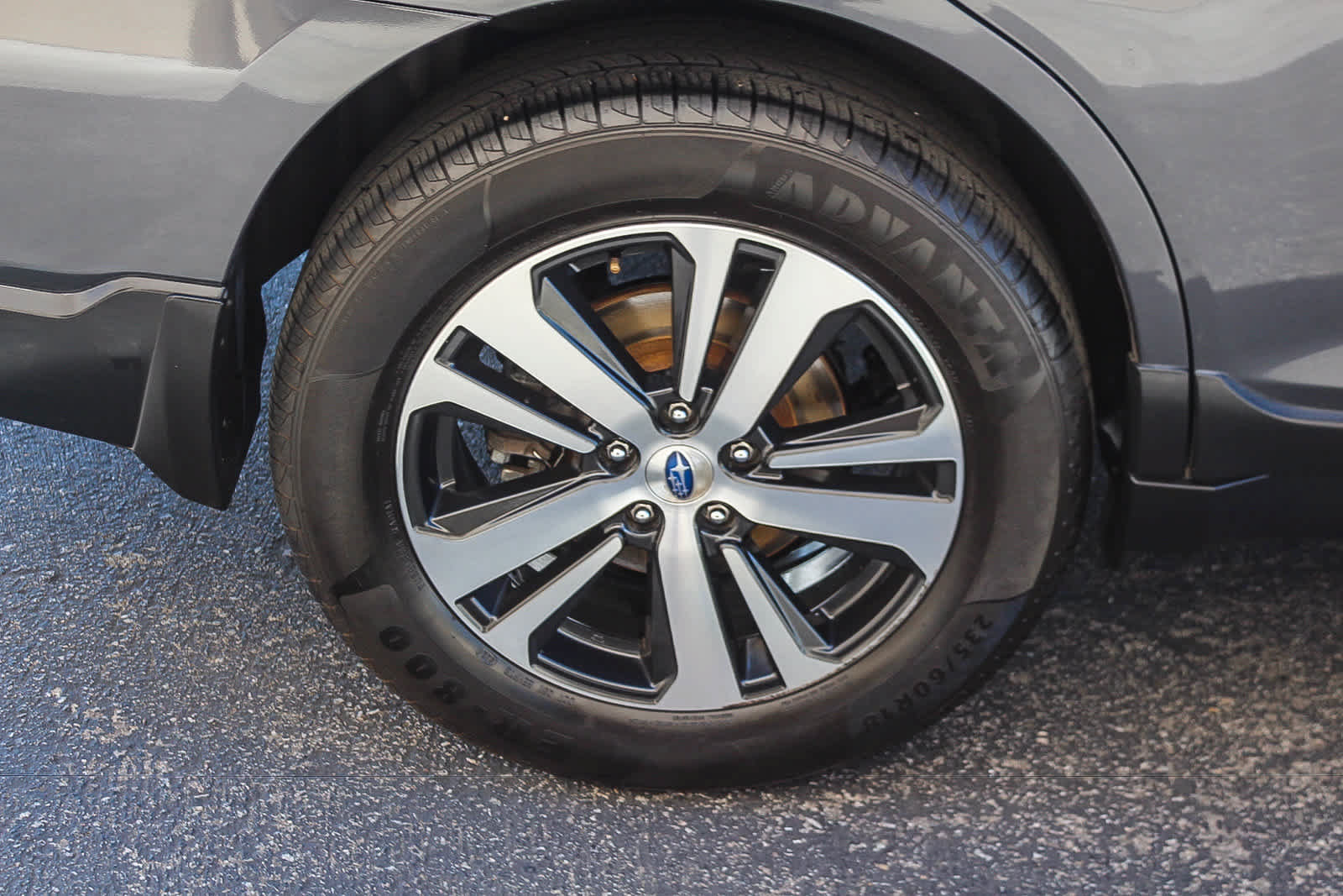 Used 2018 Subaru Outback 3.6R Limited AWD/4WD image 11