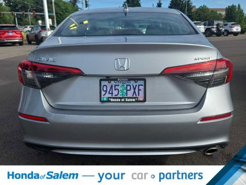 Used 2024 Honda Civic Sport image 5