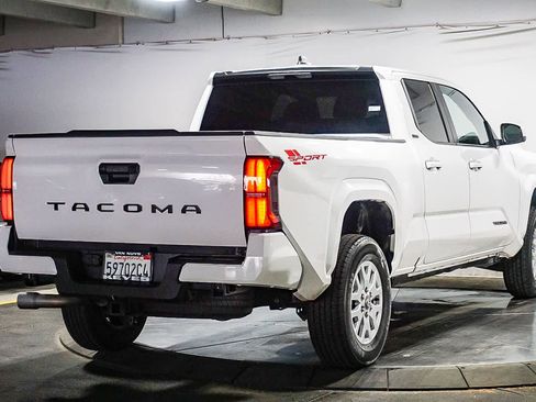 Certified 2025 Toyota Tacoma SR5 image 11