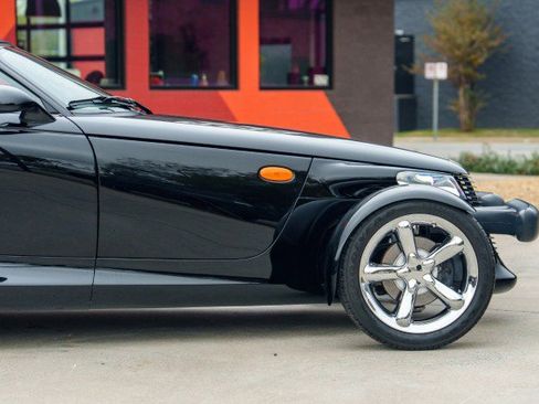 Used 2000 Plymouth Prowler image 21
