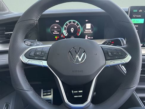 New 2026 Volkswagen Tiguan SE R-Line image 14