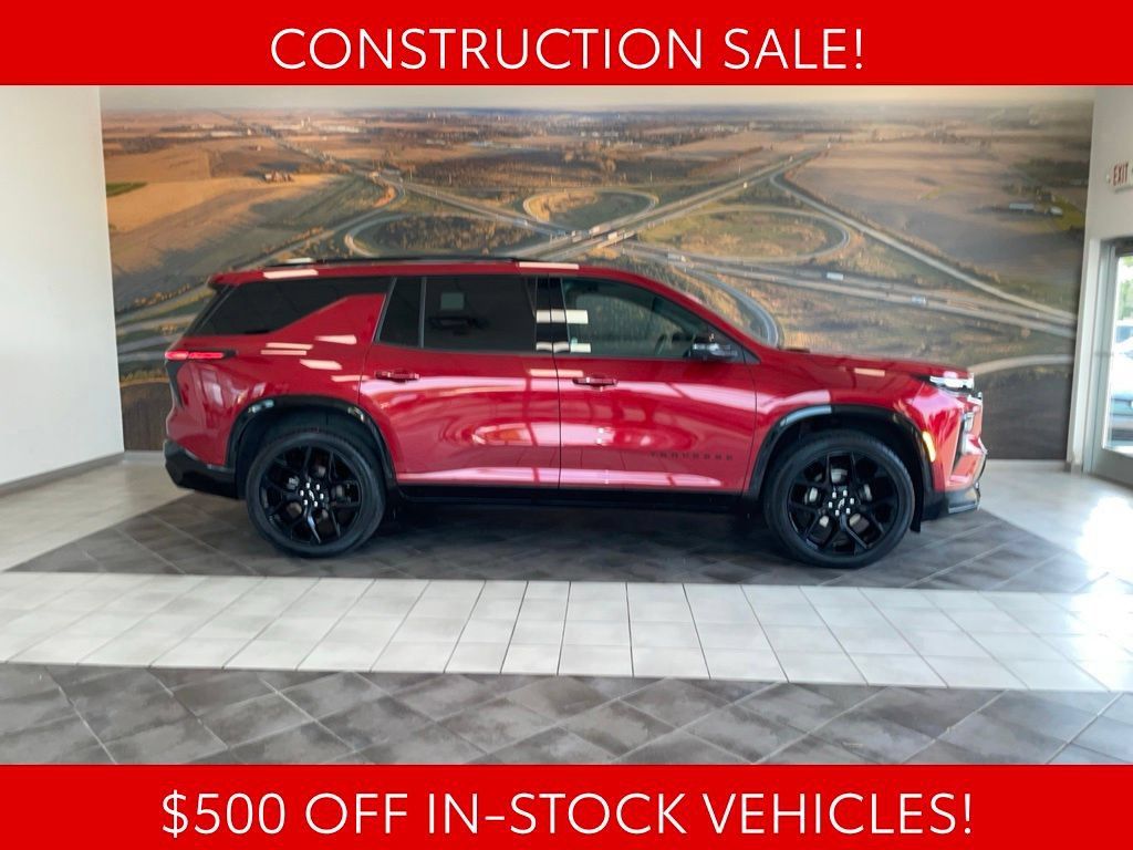 Used 2024 Chevrolet Traverse RS AWD/4WD image 4