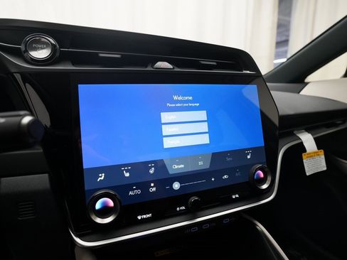 Used 2025 Lexus RZ 300e image 6