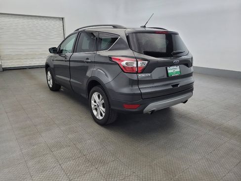 Used 2018 Ford Escape SE image 5