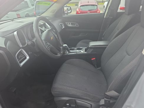 Used 2012 Chevrolet Equinox LS AWD/4WD image 7