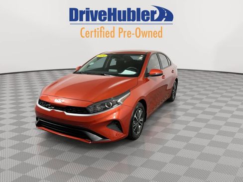 Used 2024 Kia Forte LXS w/ LXS Technology Package image 4