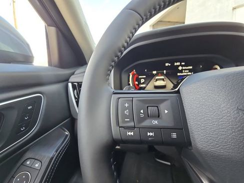 New 2026 Nissan Rogue Platinum image 11