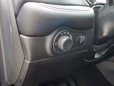 Used 2024 Dodge Durango GT image 21