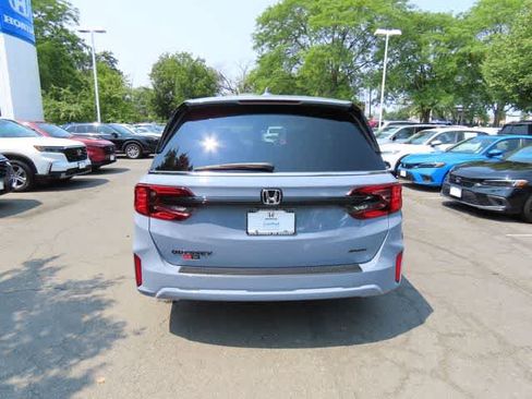Used 2026 Honda Odyssey Sport-L image 5