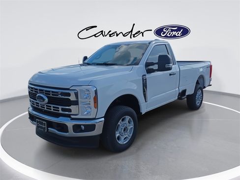 New 2025 Ford F350 XLT image 1