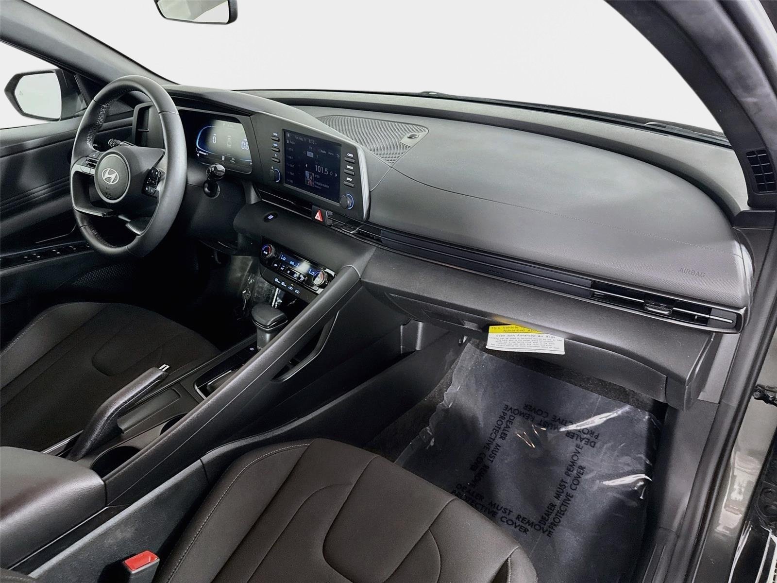 Certified 2025 Hyundai Elantra Sport FWD image 26
