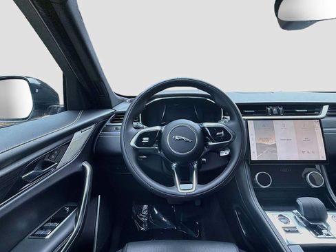 Certified 2024 Jaguar F-PACE R-Dynamic S AWD/4WD image 11