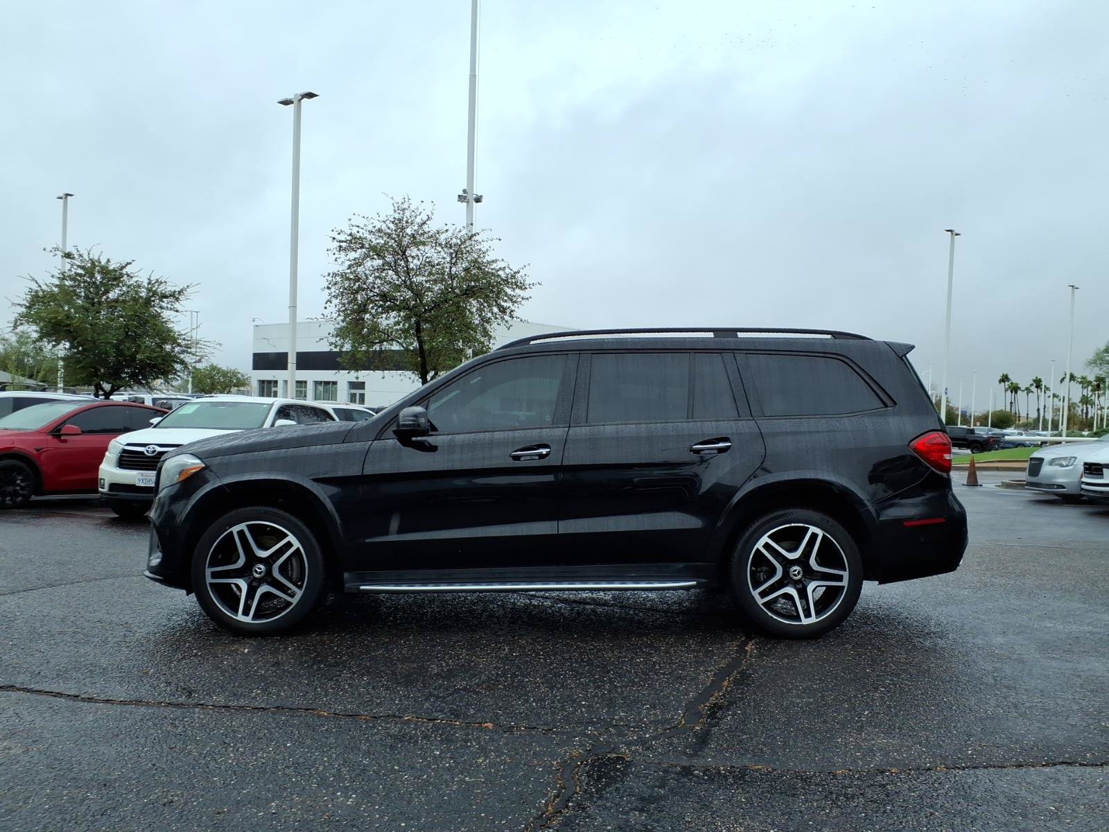 Used 2018 Mercedes-Benz GLS 550 4MATIC image 9