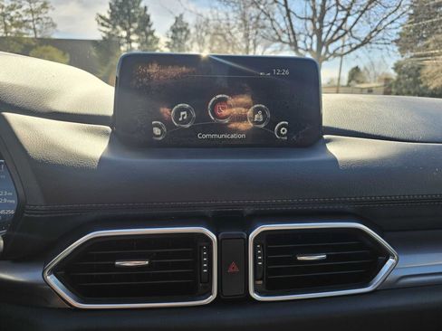 Used 2019 MAZDA CX-5 Touring image 19